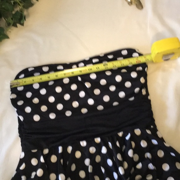 Mainstream Strapless Polkadot Swimsuit - Picture 5 of 7